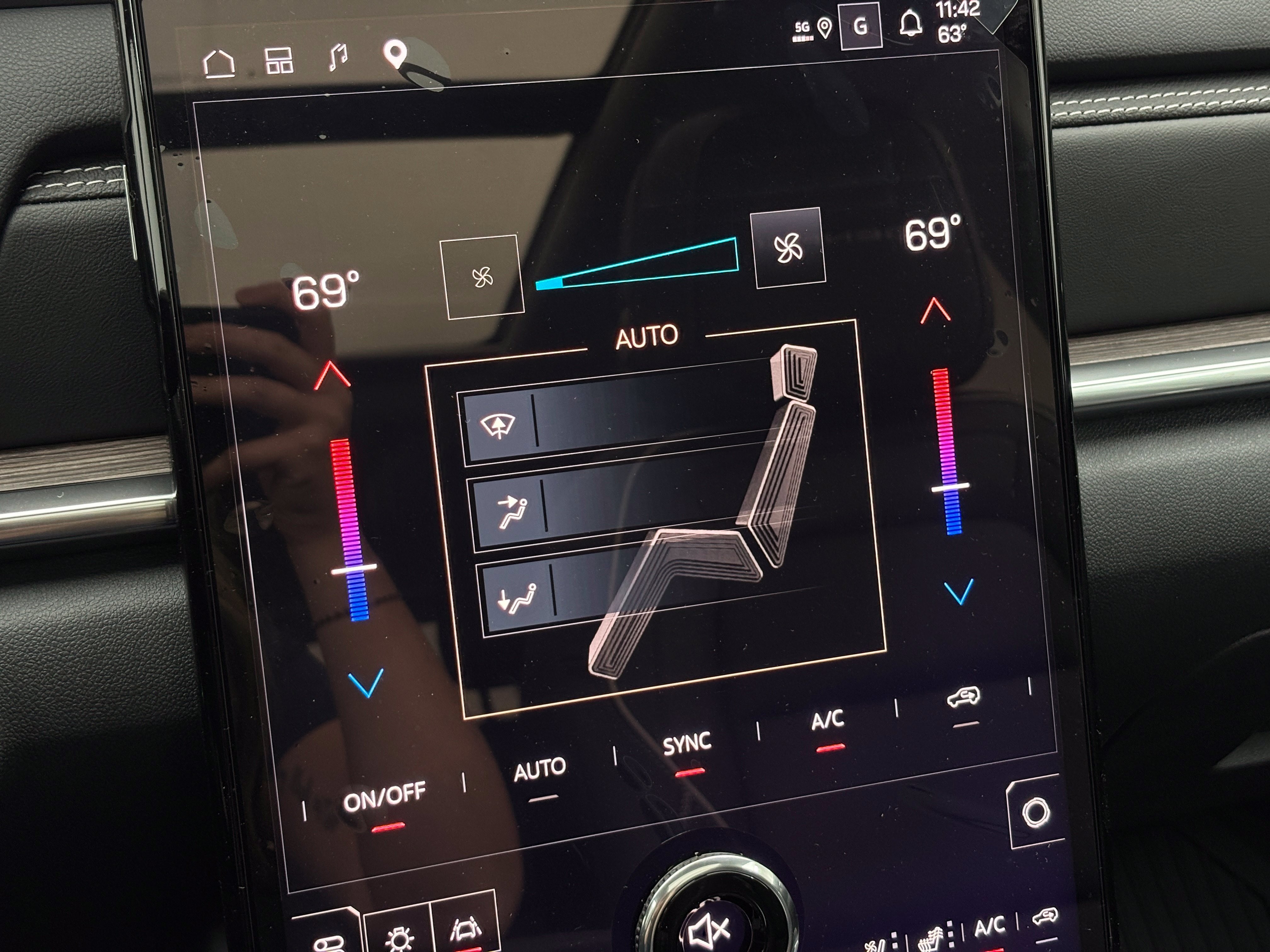 New 2027 GMC Terrain Denali w/ LPO, Floor Liner Package AWD/4WD image 28
