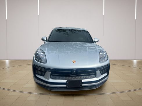Certified 2025 Porsche Macan S AWD/4WD image 10