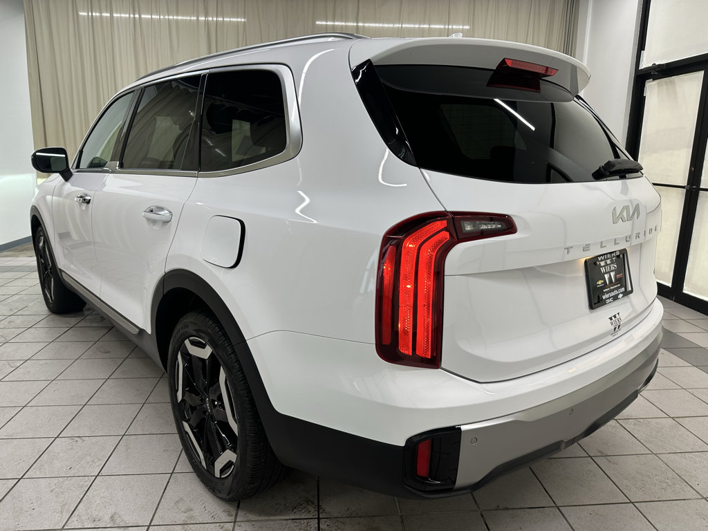 Used 2025 Kia Telluride S AWD/4WD image 11
