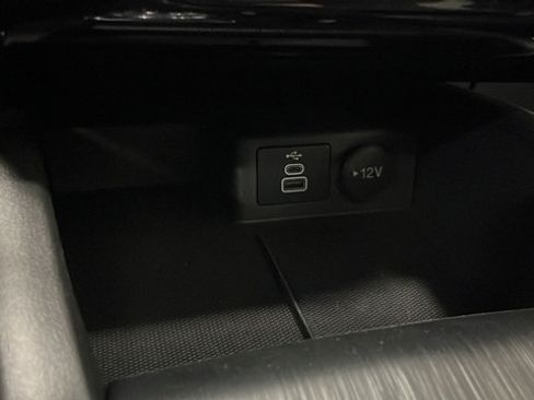 Used 2024 Ford Escape ST-Line w/ Tech Pack #1 AWD/4WD image 32