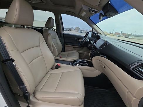 Used 2021 Honda Pilot Touring image 33
