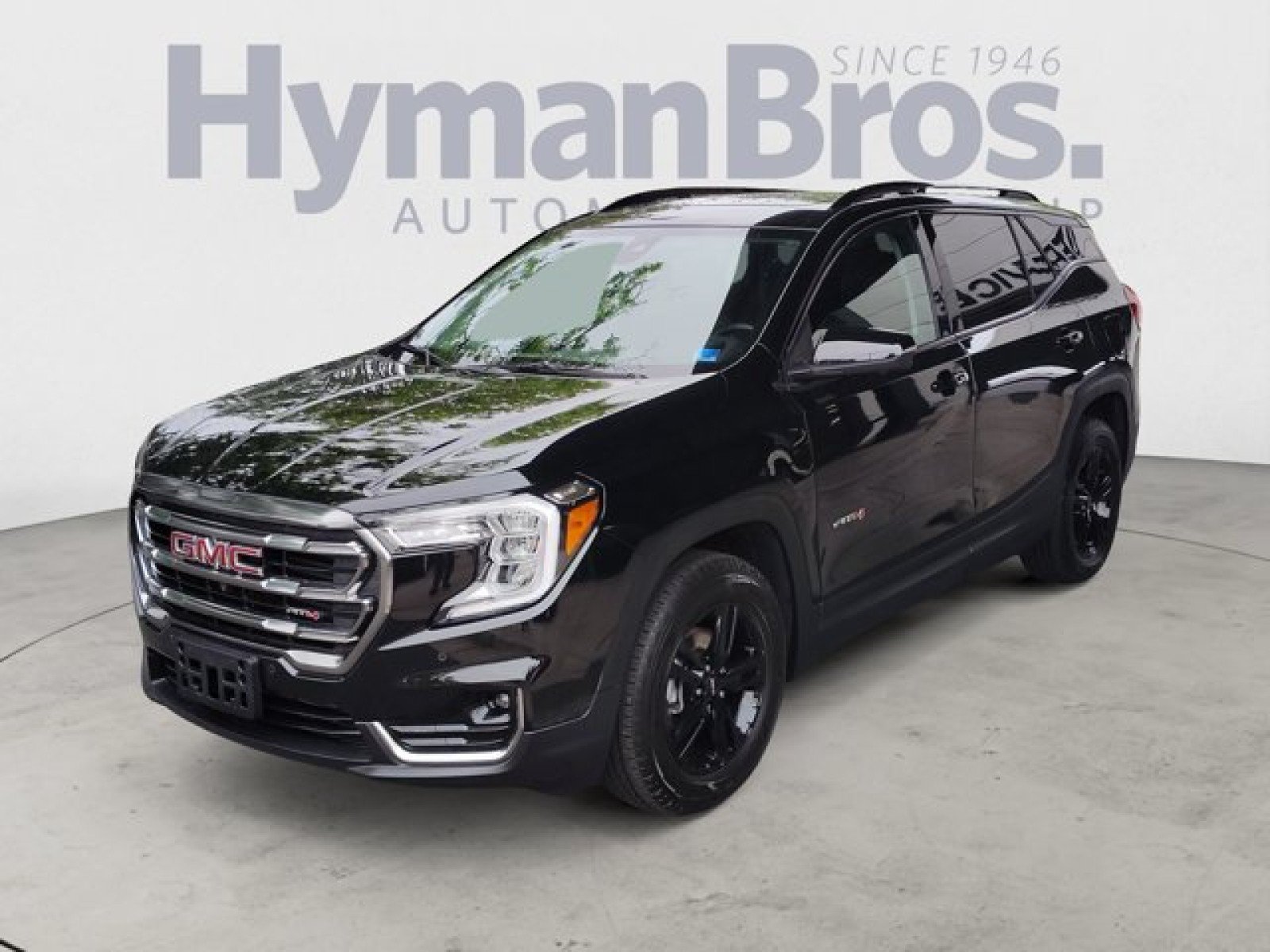Used 2023 GMC Terrain AT4 w/ Tech Package AWD/4WD image 7