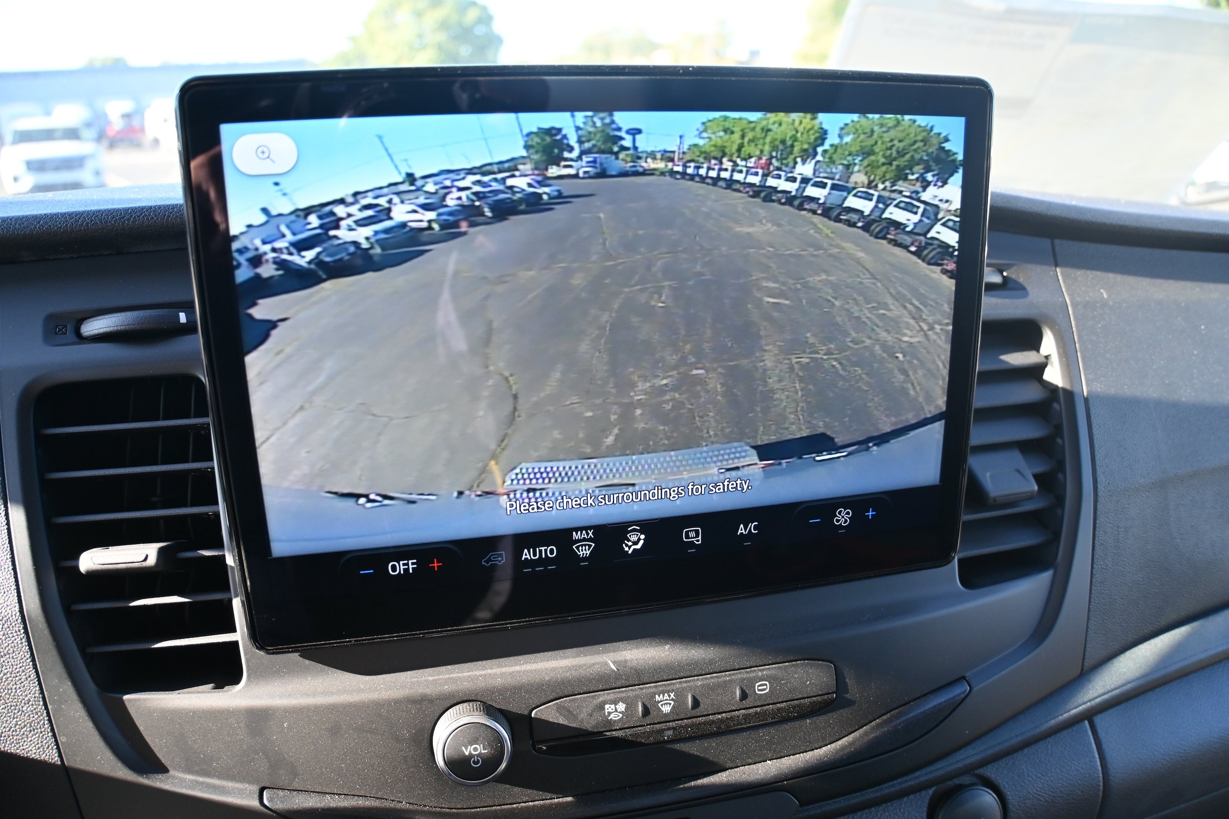 Used 2025 Ford Transit 350 w/ Exterior Upgrade Package RWD image 17