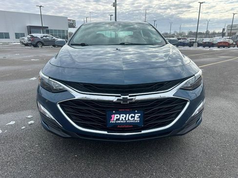 Used 2025 Chevrolet Malibu RS image 9
