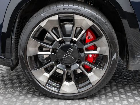 Used 2024 BMW XM image 8