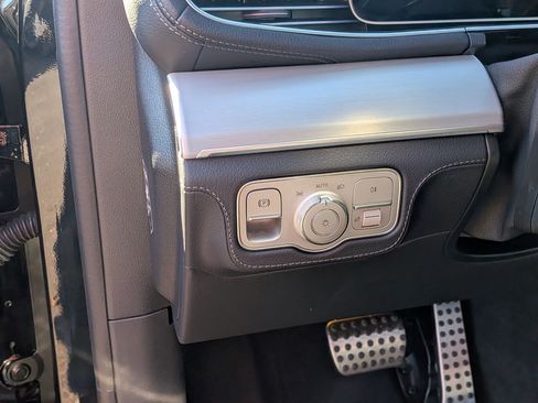 Used 2025 Mercedes-Benz GLE 53 AMG 4MATIC image 15