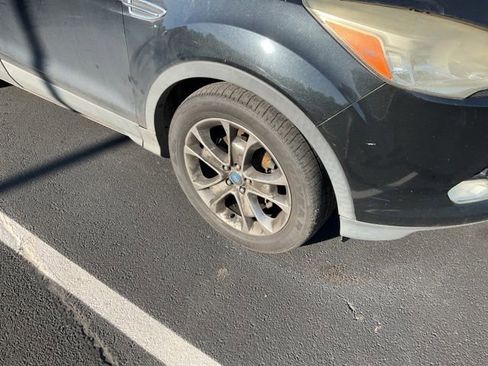 Used 2013 Ford Escape SEL FWD image 2