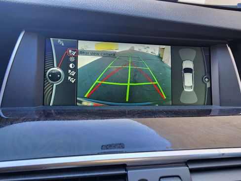 Used 2011 BMW 550i image 14