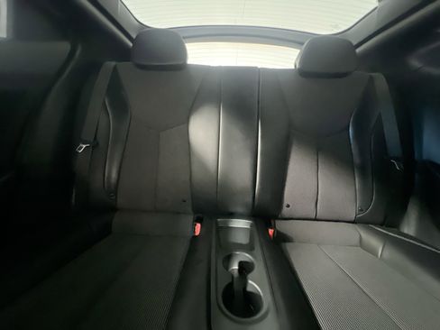 Used 2016 Hyundai Veloster w/ Option Group 03 image 33