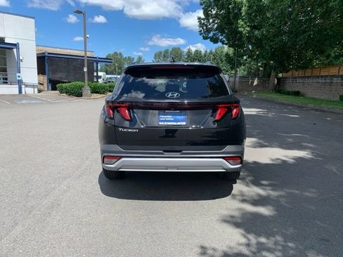 Certified 2025 Hyundai Tucson SEL FWD image 5