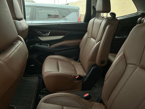 Used 2021 Subaru Ascent Touring w/ Popular Package #2A image 10