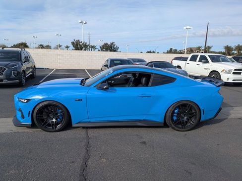 Used 2024 Ford Mustang GT Premium image 8