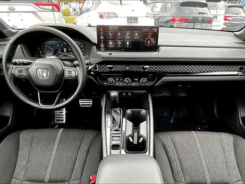 Used 2024 Honda Accord Sport image 14