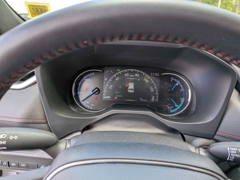 Used 2023 Toyota RAV4 SE w/ Weather & Moonroof Package AWD/4WD image 10