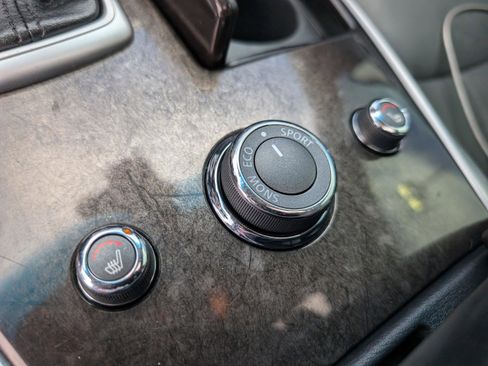 Used 2015 INFINITI QX60 AWD w/ Premium Plus Package image 36