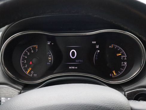 Used 2021 Jeep Grand Cherokee High Altitude AWD/4WD image 34