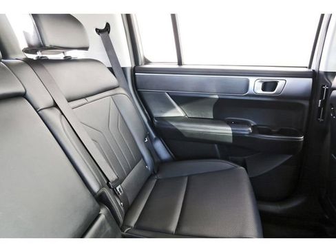 Used 2024 Hyundai Santa Fe SEL FWD image 12