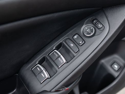 Used 2022 Honda Accord Sport image 37