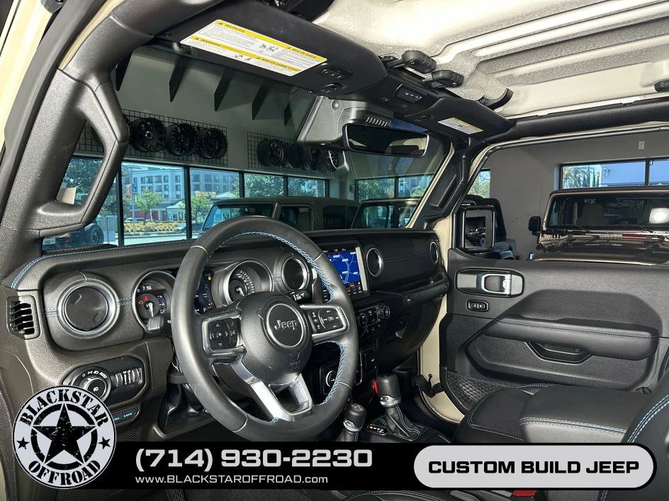 Used 2022 Jeep Wrangler Unlimited Rubicon 4xe w/ Safety Group AWD/4WD image 13