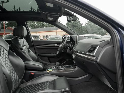 Used 2019 Audi SQ5 Premium Plus w/ Premium Plus Package AWD/4WD image 14