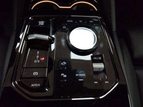 New 2026 BMW 540i xDrive 540i xDrive w/ M Sport Package image 15