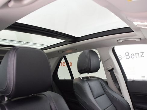 Used 2025 Mercedes-Benz GLE 350 4MATIC image 17