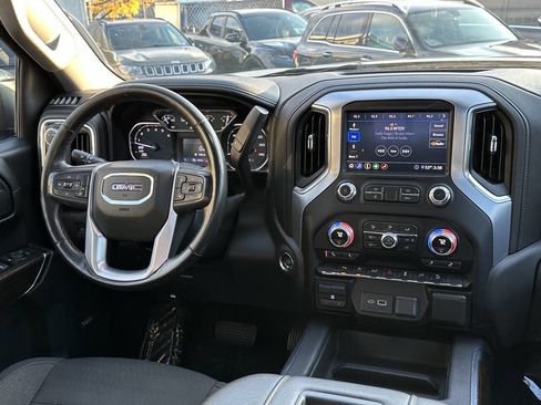 Used 2020 GMC Sierra 1500 Elevation w/ Elevation Value Package image 19