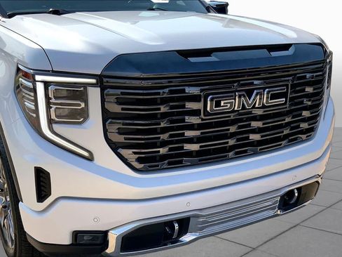 Certified 2024 GMC Sierra 1500 Denali Ultimate AWD/4WD image 29