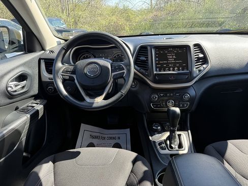 Used 2016 Jeep Cherokee 75th Anniversary image 15