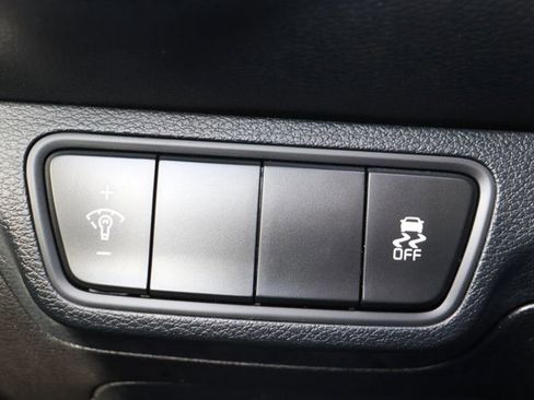 Used 2023 Kia Forte LXS image 22