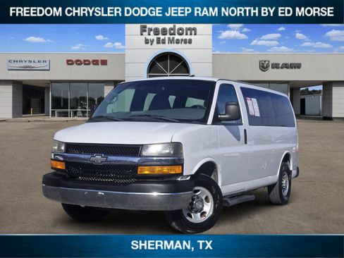 Used 2014 Chevrolet Express 2500 LT w/ LT Preferred Equipment Group image 1