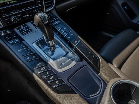 Used 2016 Porsche Panamera 4S w/ Premium Package Plus image 23