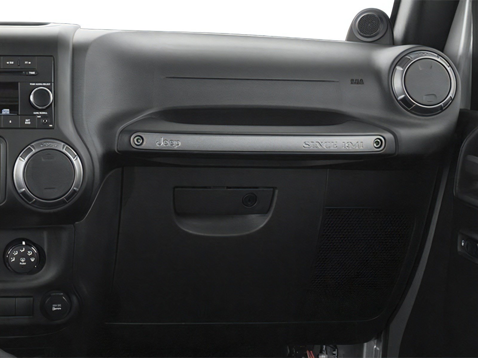 Used 2014 Jeep Wrangler Unlimited Rubicon w/ Connectivity Group AWD/4WD image 10