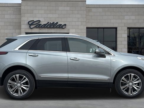New 2026 Cadillac XT5 Premium Luxury w/ Driver Assist Package image 2