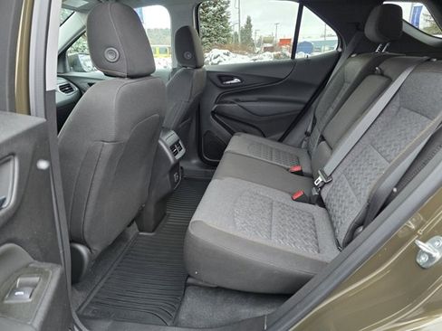 Used 2024 Chevrolet Equinox LT image 18