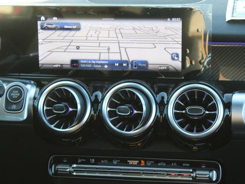 Certified 2025 Mercedes-Benz GLB 35 AMG 4MATIC image 13