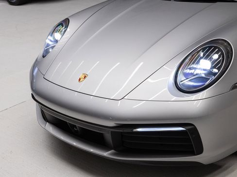 Certified 2020 Porsche 911 Carrera image 33