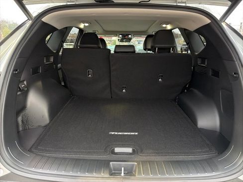 Certified 2025 Hyundai Tucson Limited image 7