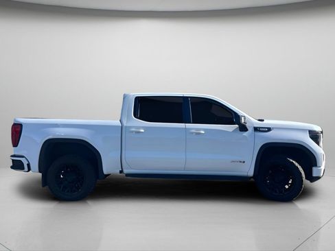 Used 2022 GMC Sierra 1500 AT4 AWD/4WD image 4