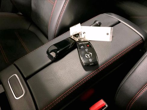 Used 2023 Mercedes-Benz CLA 35 AMG 4MATIC image 14