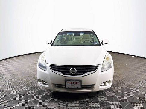 Used 2011 Nissan Altima 2.5 S w/ Convenience Pkg FWD image 2