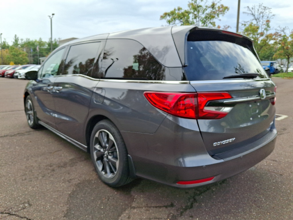 Used 2024 Honda Odyssey Elite image 4