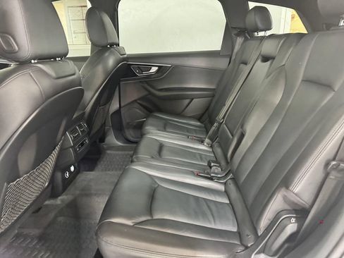 Used 2019 Audi Q7 3.0T Premium Plus w/ Premium Plus Package AWD/4WD image 24