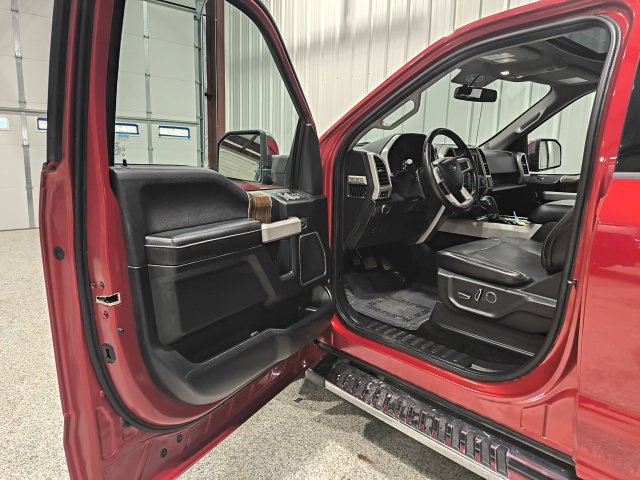 Used 2017 Ford F150 Lariat AWD/4WD image 12
