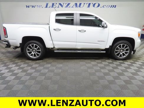 Used 2020 GMC Canyon Denali AWD/4WD image 2