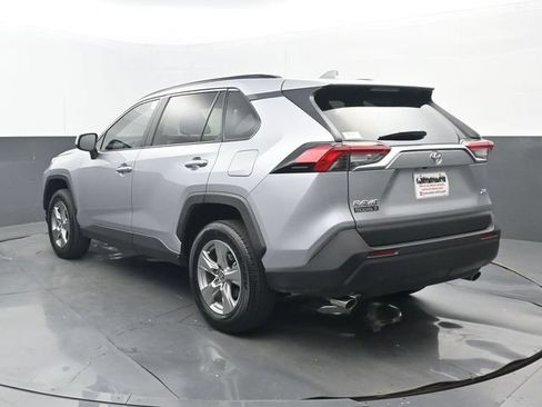 Used 2025 Toyota RAV4 XLE w/ Convenience Package FWD image 3