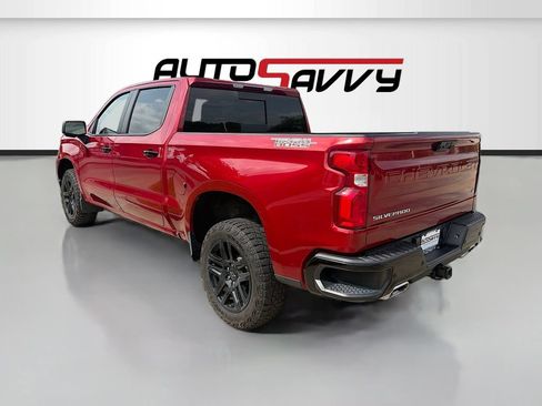 Used 2024 Chevrolet Silverado 1500 LT Trail Boss w/ Convenience Package II AWD/4WD image 5