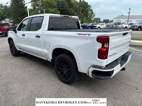 Used 2022 Chevrolet Silverado 1500 Custom AWD/4WD image 3