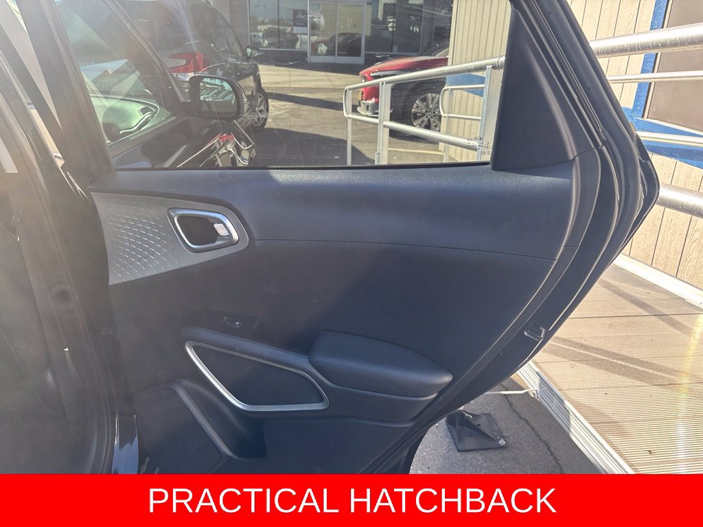 Used 2020 Kia Soul LX FWD image 21