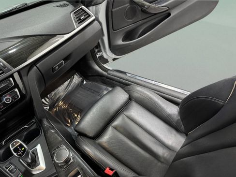 Used 2018 BMW 430i Convertible image 15